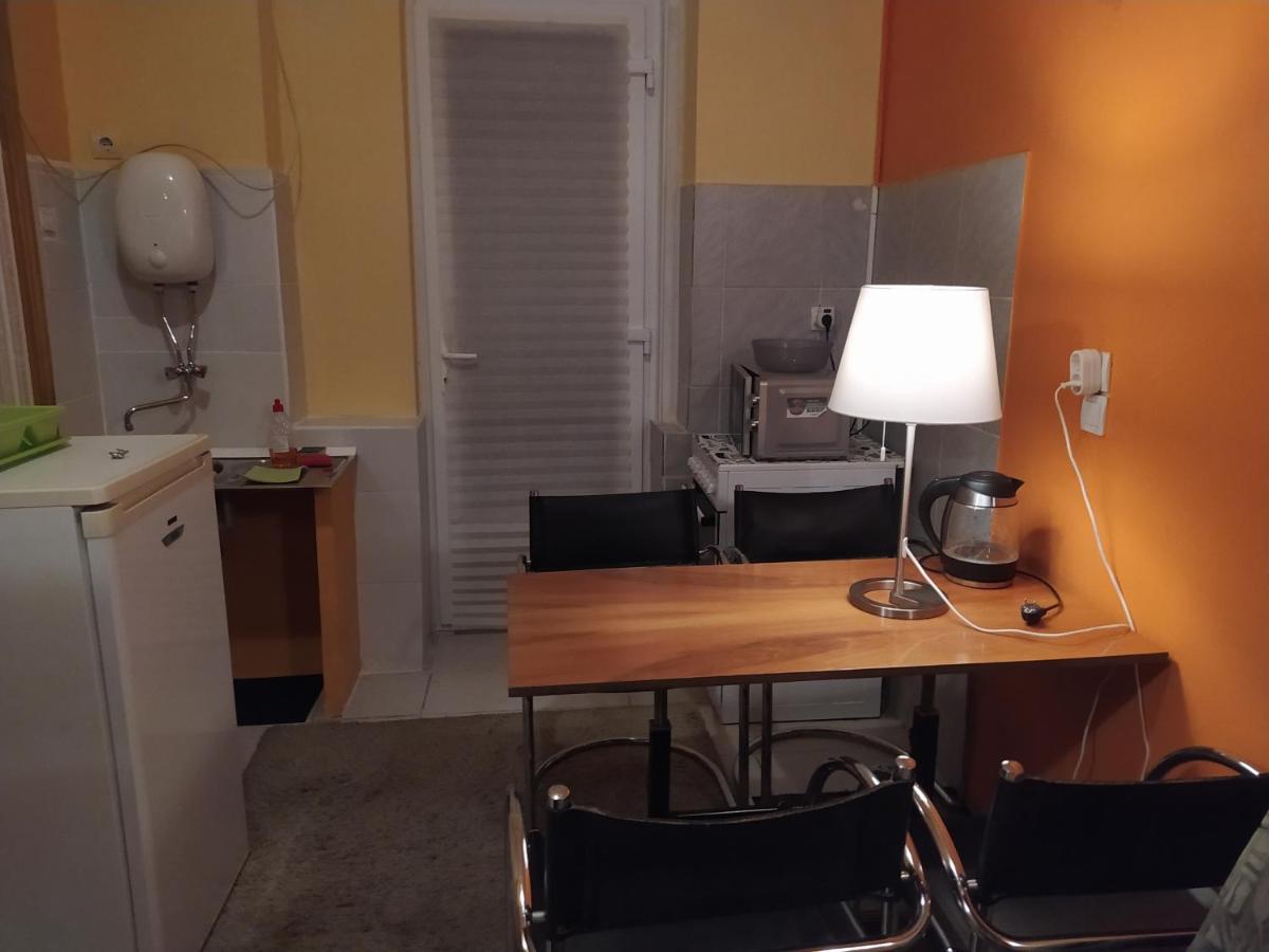 Cuki Apartment بودابست المظهر الخارجي الصورة